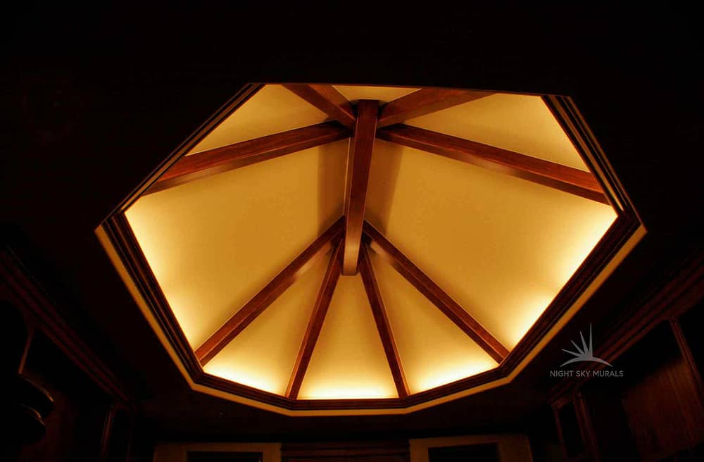 Amarillo ceiling in light